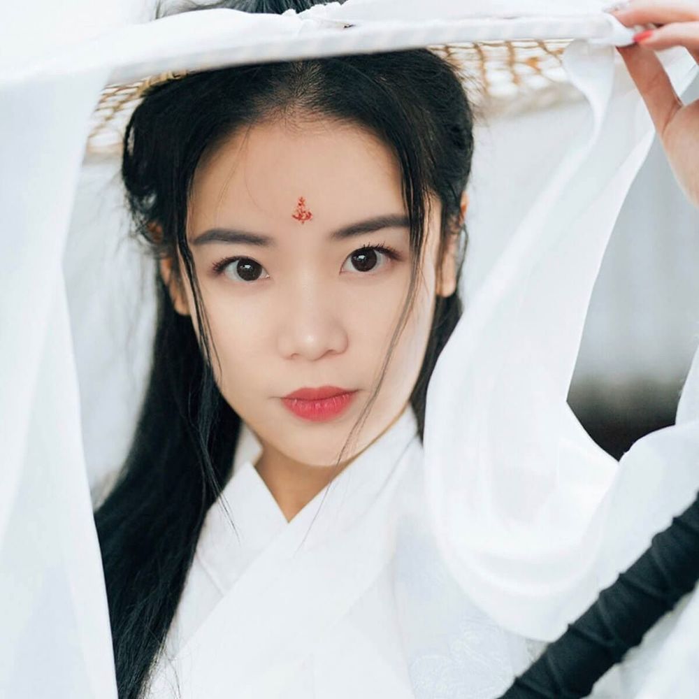 Meet your Posher, Quynhanh